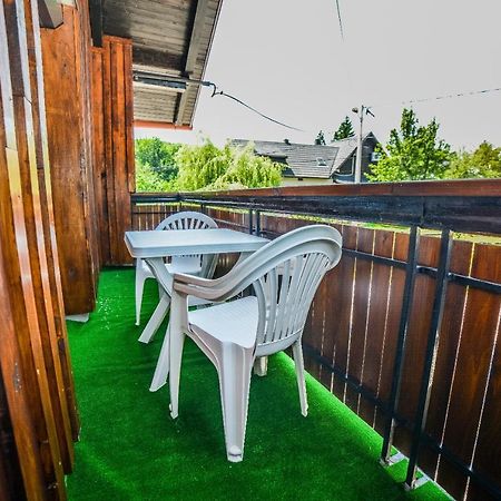 Sixteen Lakes Guest House 2 Jezerce Ngoại thất bức ảnh